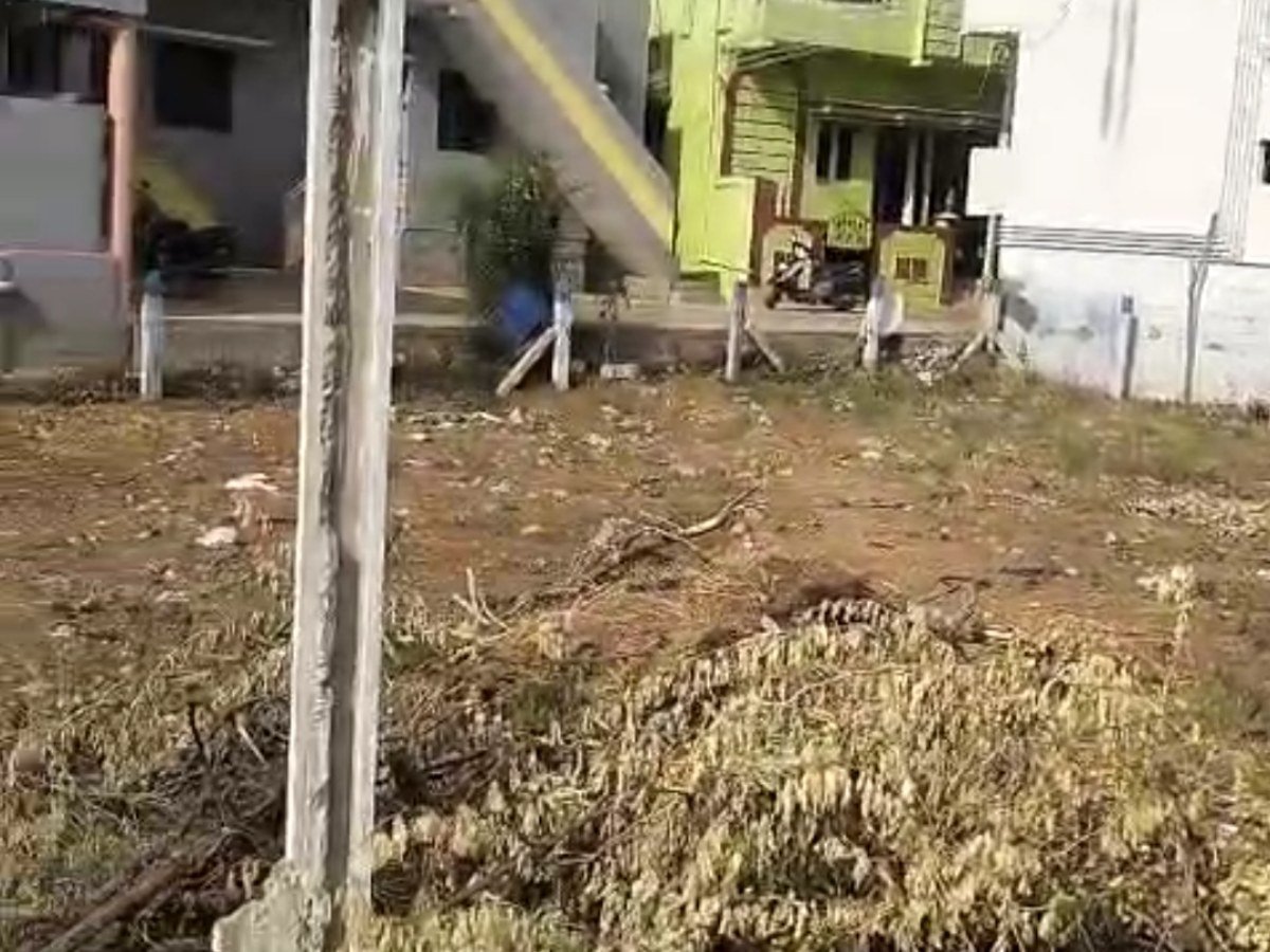 Sale - Empty Plot - Othakadai